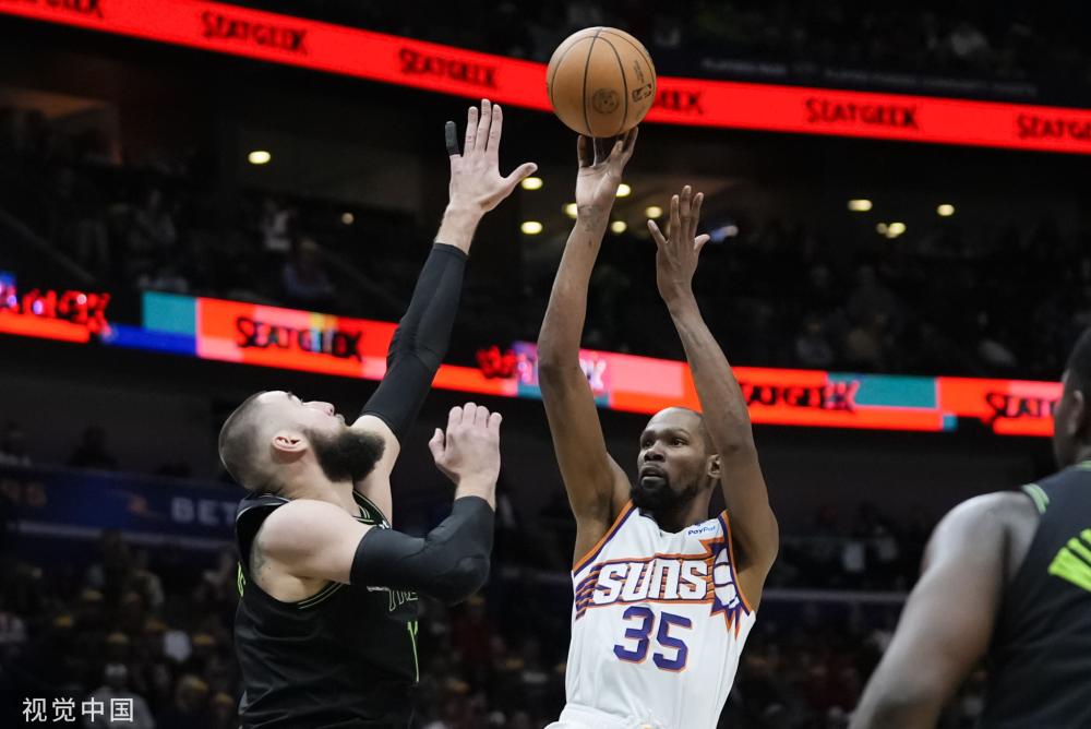 板上的表现 板上的表现